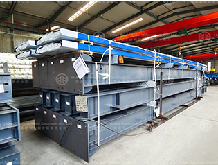 Pembungkusan inventori dan penghantaran produk siap